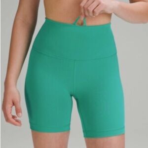 Lululemon Wunder Train High-Rise Short 6"